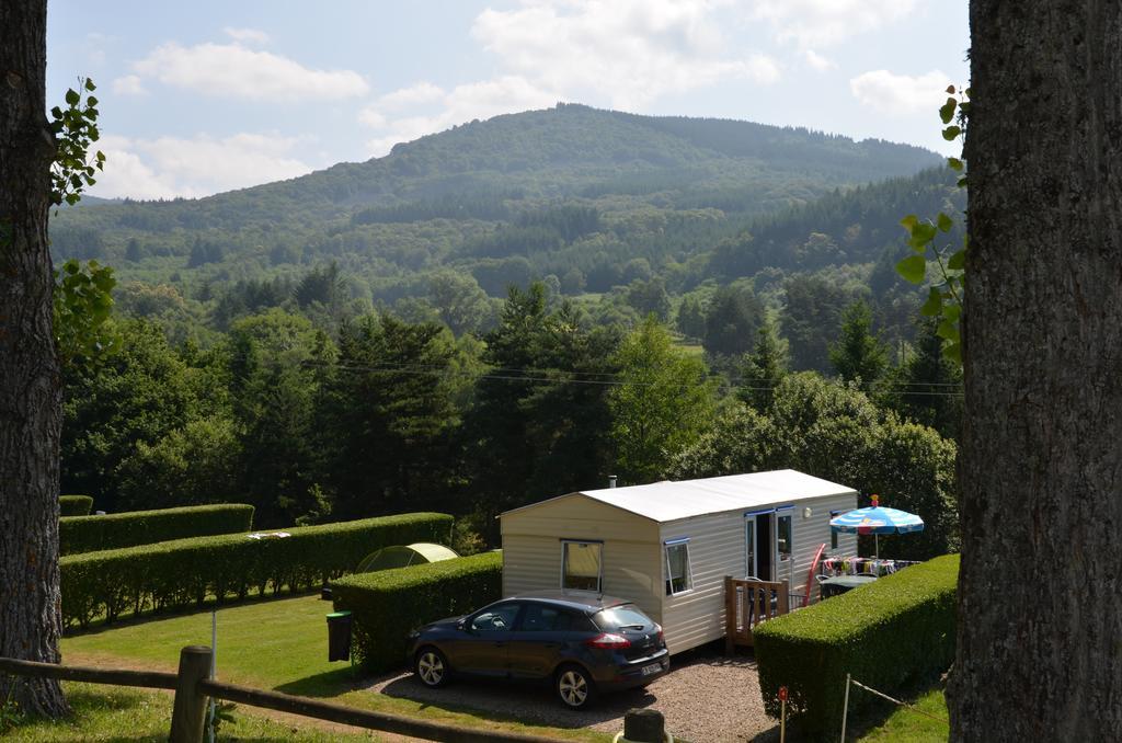 Camping " Le Grun De Chignore" Vollore-Ville Номер фото